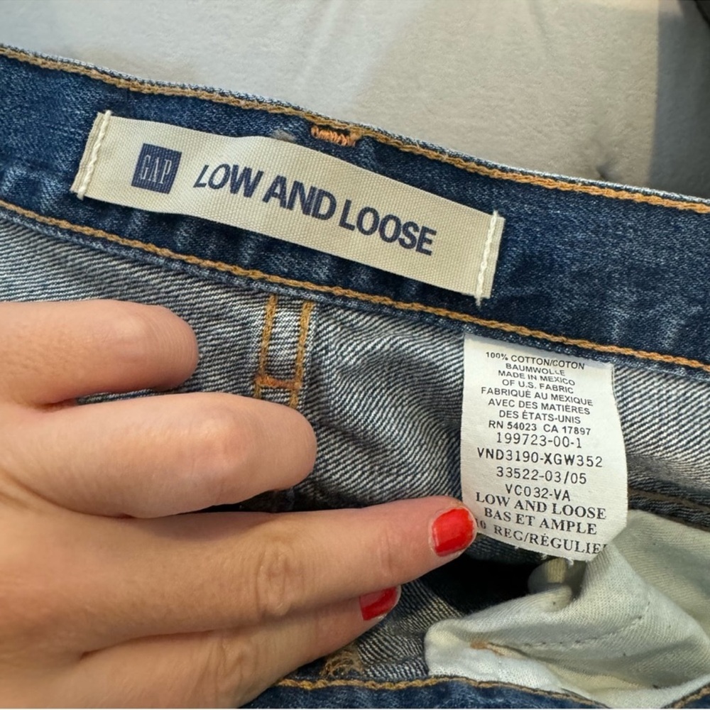 GAP Blue Low and Loose Denim Jeans - Picture 13 of 13